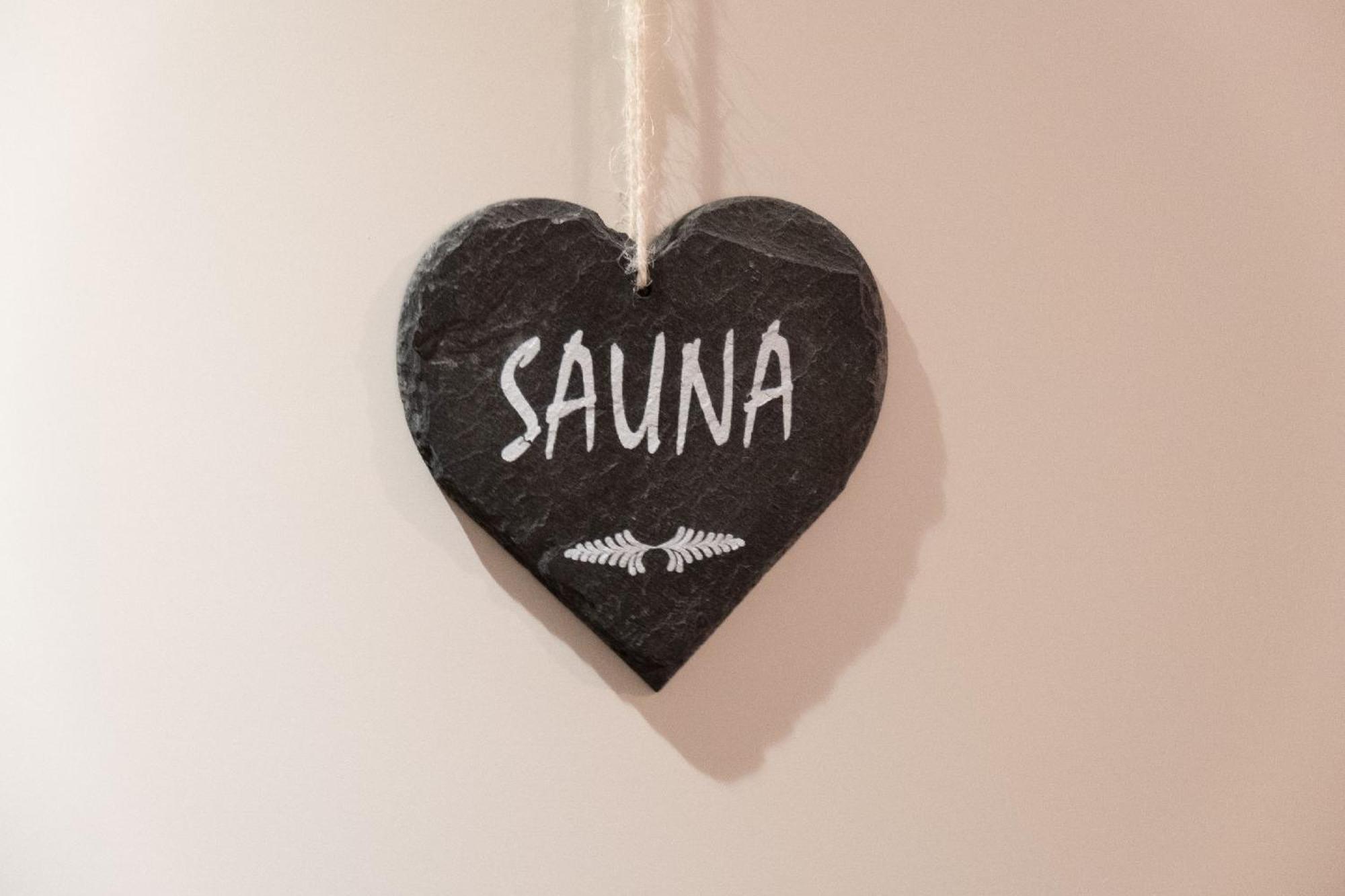 Gaestehaus Kunkelmann Mit Sauna 호헨스반트 외부 사진