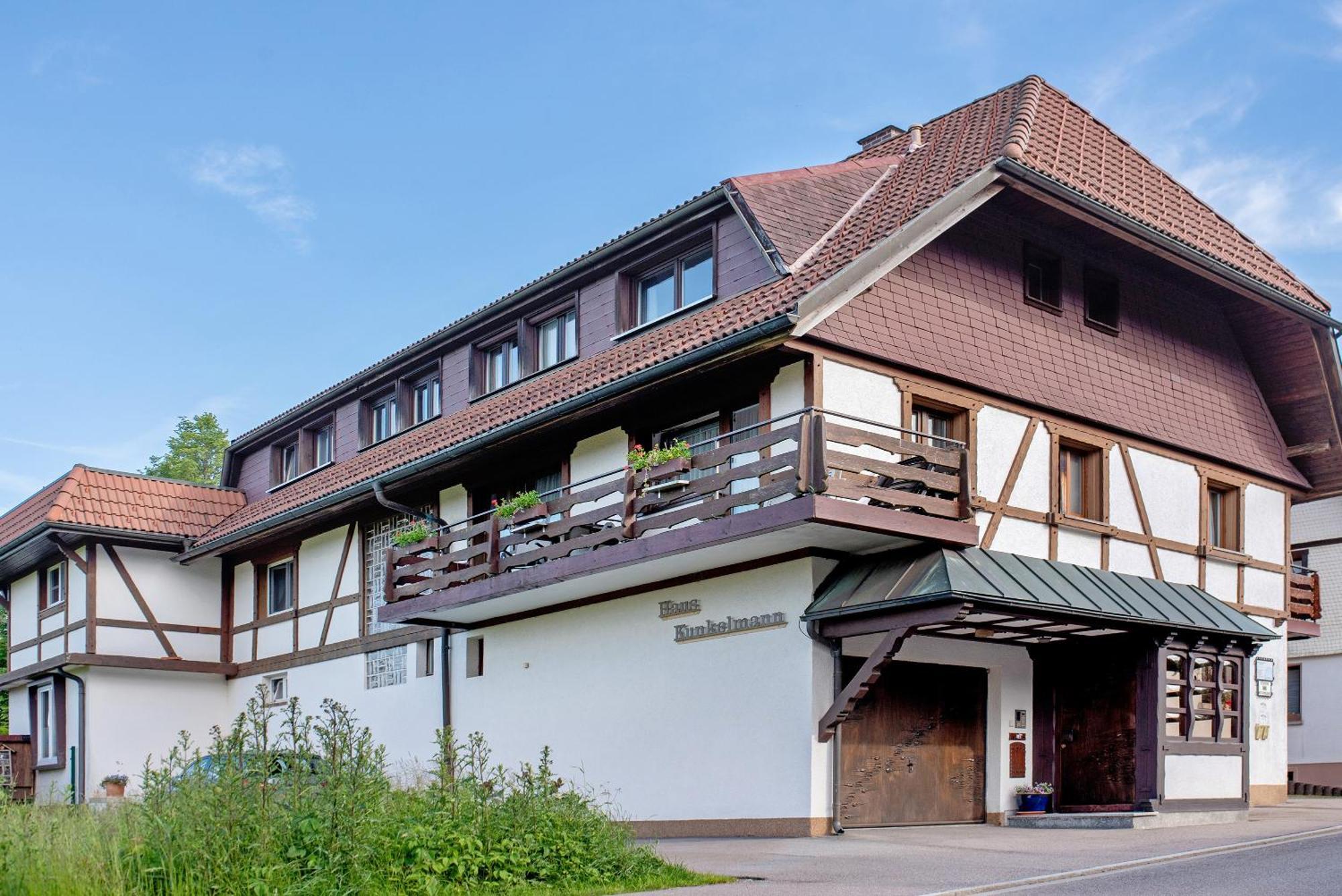 Gaestehaus Kunkelmann Mit Sauna 호헨스반트 외부 사진